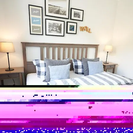 Kleine - 20 Personen - 10 Schlafzimmer - 5 Baeder - Wellness - Sauna - 5 Sterne Dtv Elpe