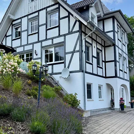 Kleine - 20 Personen - 10 Schlafzimmer - 5 Baeder - Wellness - Sauna - 5 Sterne Dtv * Elpe